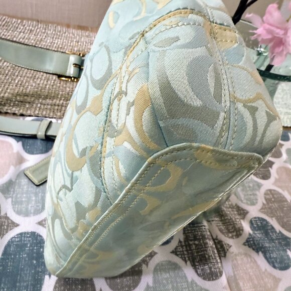 Coach 10379 Signature Light Blue Jacquard Hobo Bag – Excellent Condition - Picture 13 of 16
